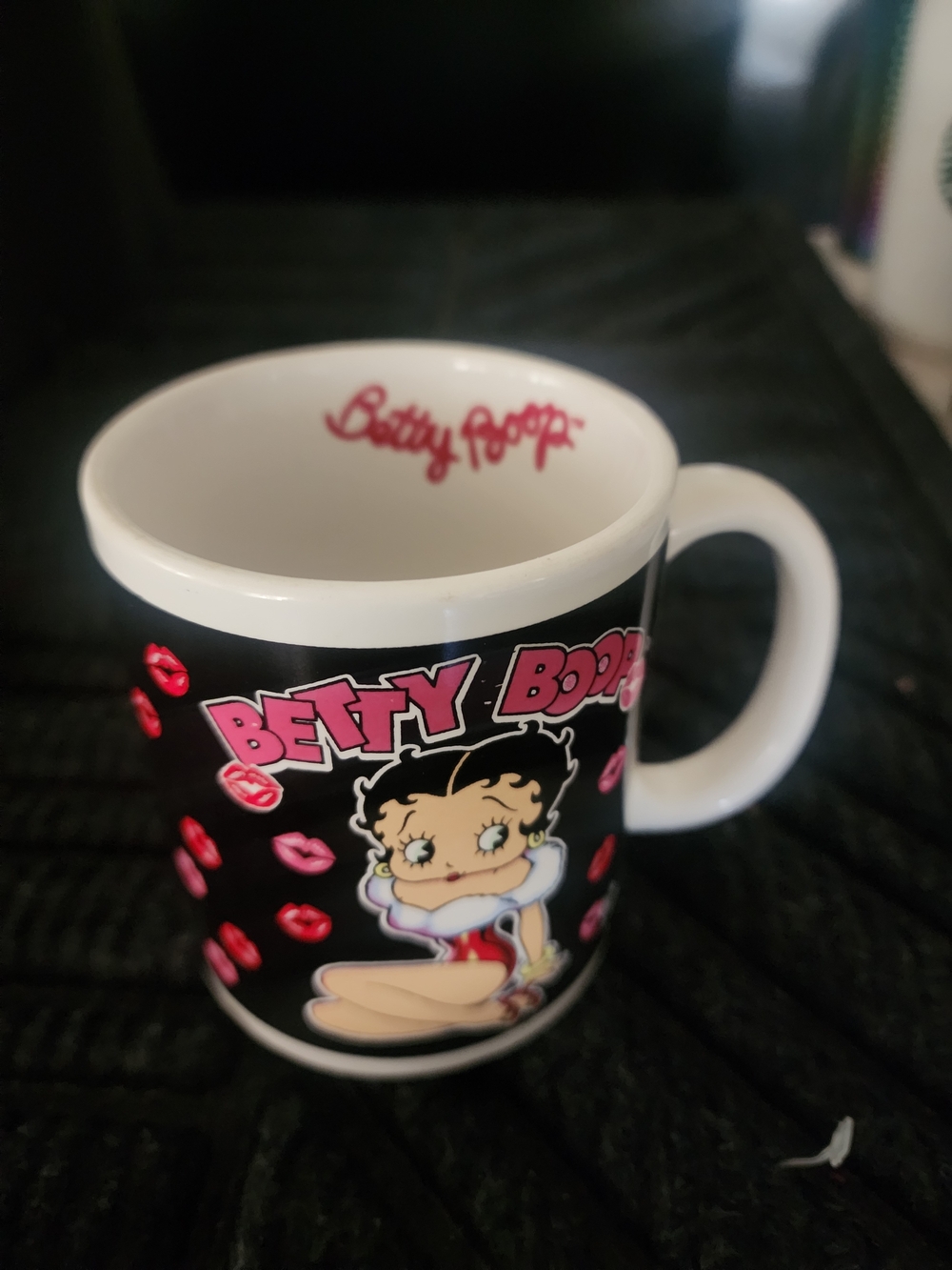 Betty Boop Black and Pink Ceramic Coffee Mug with Kiss Motif